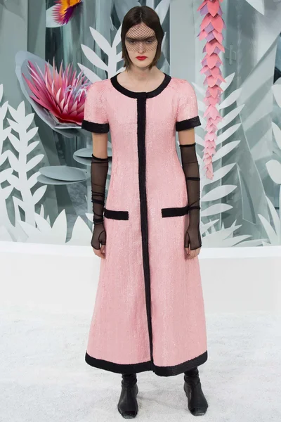Look 53